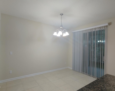 147 San Briso Way - Photo Thumbnail 11