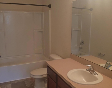 340 Servia Drive - Photo Thumbnail 8