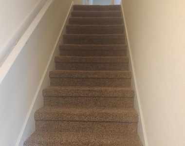 340 Servia Drive - Photo Thumbnail 17