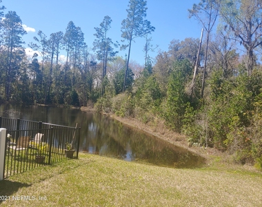 340 Servia Drive - Photo Thumbnail 2