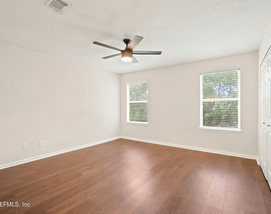 577 Scrub Jay Drive - Photo Thumbnail 14