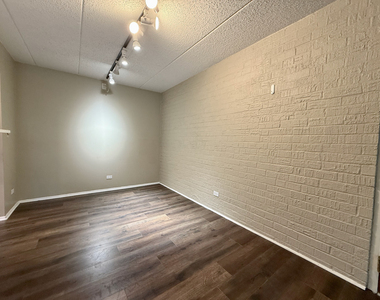 3851 N Parkway Drive - Photo Thumbnail 12