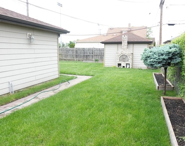 9544 Nerbonne Avenue - Photo Thumbnail 17