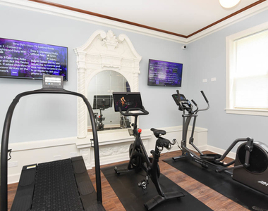 640 W Wrightwood Avenue - Photo Thumbnail 16