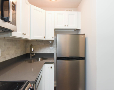 640 W Wrightwood Avenue - Photo Thumbnail 3