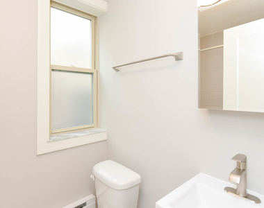 640 W Wrightwood Avenue - Photo Thumbnail 12