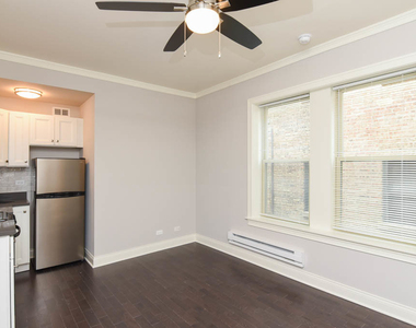 640 W Wrightwood Avenue - Photo Thumbnail 11