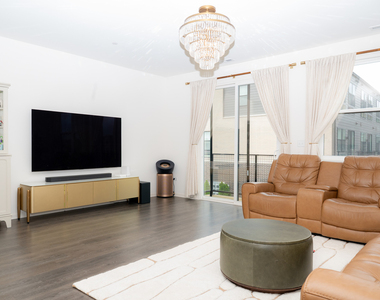 2204 Venture Drive - Photo Thumbnail 2
