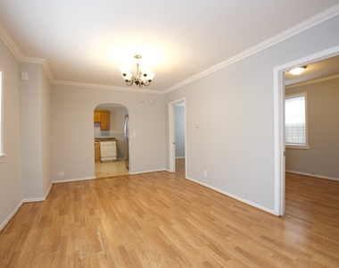 2609 W Thomas Street - Photo Thumbnail 8