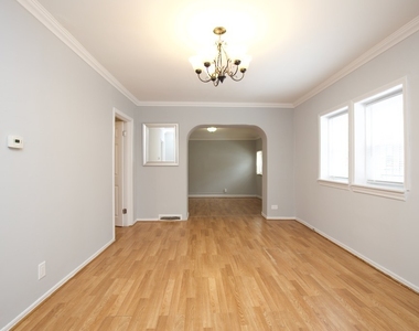 2609 W Thomas Street - Photo Thumbnail 6
