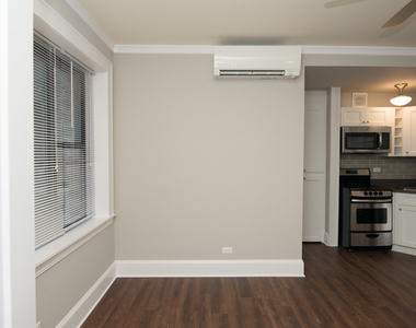 817 W Lakeside Place - Photo Thumbnail 8
