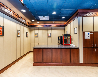 21 E Huron Street - Photo Thumbnail 81