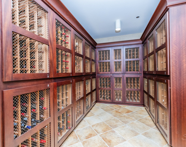 21 E Huron Street - Photo Thumbnail 90