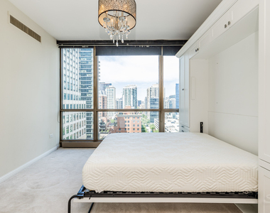 21 E Huron Street - Photo Thumbnail 40