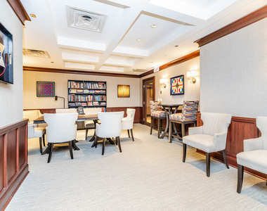 21 E Huron Street - Photo Thumbnail 86