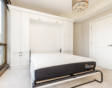 21 E Huron Street - Photo Thumbnail 44