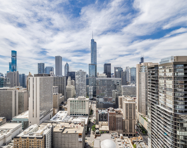 21 E Huron Street - Photo Thumbnail 97