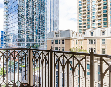21 E Huron Street - Photo Thumbnail 26