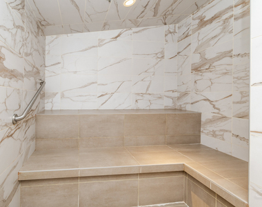 21 E Huron Street - Photo Thumbnail 64