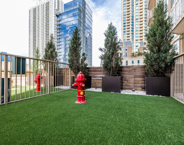 21 E Huron Street - Photo Thumbnail 79