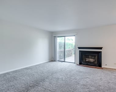 889 Heatherbrook Court - Photo Thumbnail 10