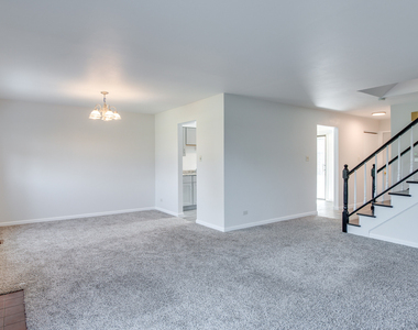 889 Heatherbrook Court - Photo Thumbnail 7