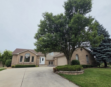 8112 Rutherford Drive - Photo Thumbnail 24