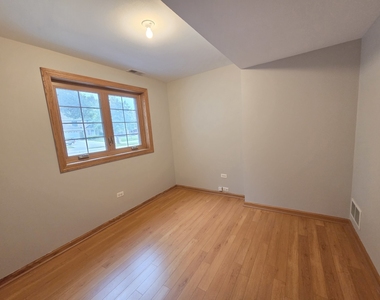8112 Rutherford Drive - Photo Thumbnail 21