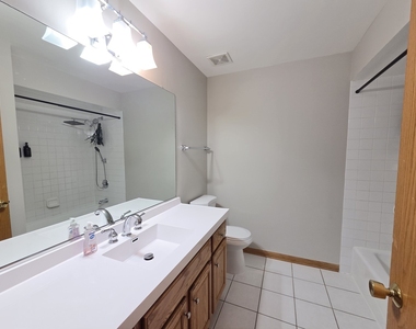 8112 Rutherford Drive - Photo Thumbnail 20