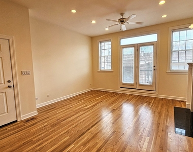 509 N Hartland Court - Photo Thumbnail 5