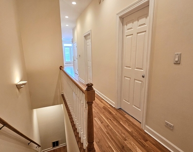 509 N Hartland Court - Photo Thumbnail 14