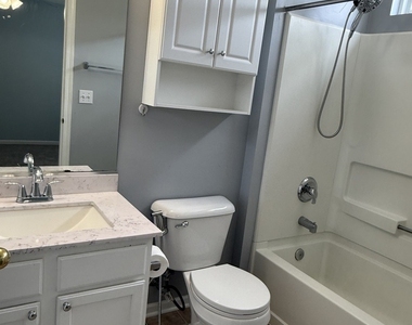 2250 Stoughton Drive - Photo Thumbnail 37