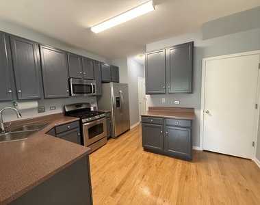 2250 Stoughton Drive - Photo Thumbnail 17