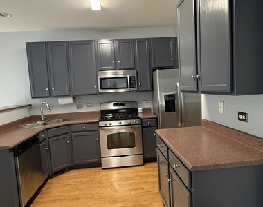 2250 Stoughton Drive - Photo Thumbnail 19