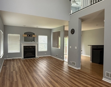 2250 Stoughton Drive - Photo Thumbnail 7