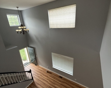 2250 Stoughton Drive - Photo Thumbnail 2