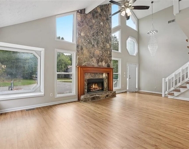 270 Saint Simons Cove - Photo Thumbnail 3