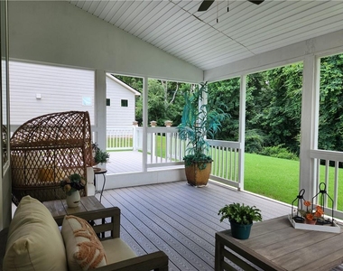 3650 Deaton Trail - Photo Thumbnail 29