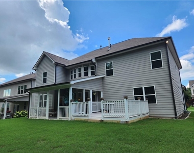 3650 Deaton Trail - Photo Thumbnail 32