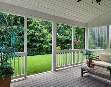 3650 Deaton Trail - Photo Thumbnail 28