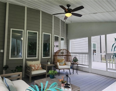 3650 Deaton Trail - Photo Thumbnail 27