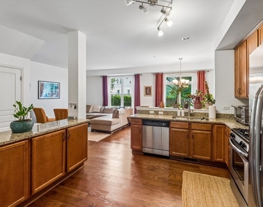 2419 Birch Street - Photo Thumbnail 5