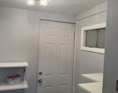 7800 W 98th Place - Photo Thumbnail 15