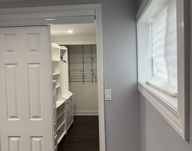 7800 W 98th Place - Photo Thumbnail 8