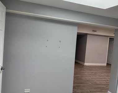 7800 W 98th Place - Photo Thumbnail 10