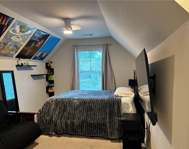 2693 Trotters Gate Way - Photo Thumbnail 14