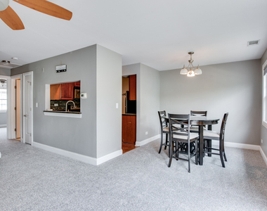19 Foxcroft Road - Photo Thumbnail 4