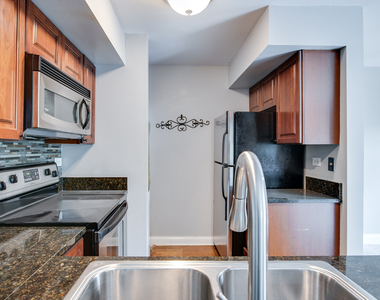 19 Foxcroft Road - Photo Thumbnail 5