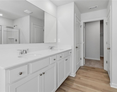 21 Berryville Drive - Photo Thumbnail 22