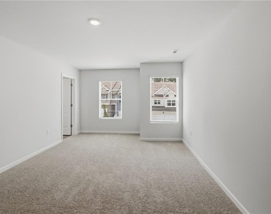 21 Berryville Drive - Photo Thumbnail 17